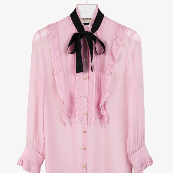 Gucci Resort 2016 Pink Silk Pleated Ruffle Tie-Neck Shirt - Picture 2 of 10